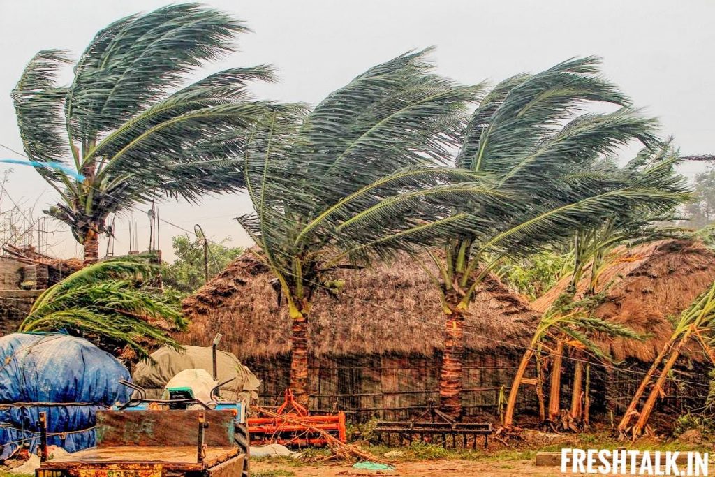 Centre Govt announces interim advance relief of Rs 1000 Cr to West Bengal due to Cyclone Amphan