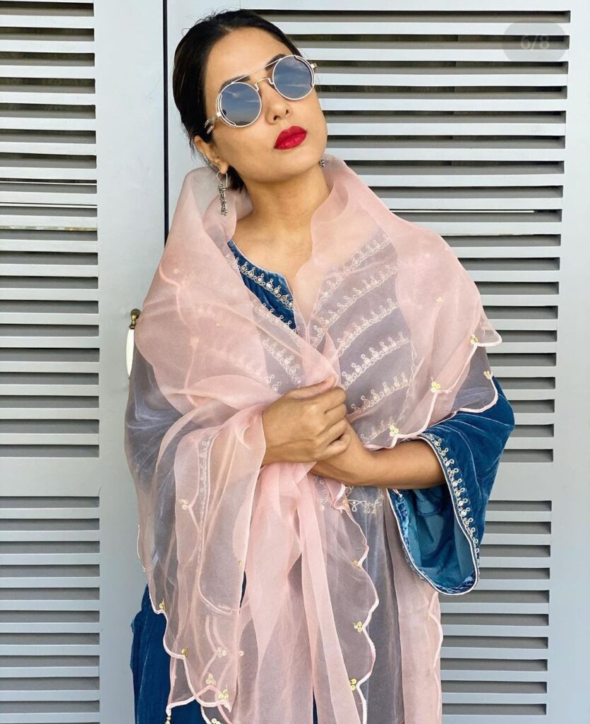 HINA-KHAN-1-2