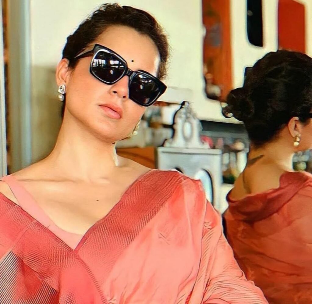 Kangana Ranaut ignores the 'no mask no entry sign', netizens troll her.